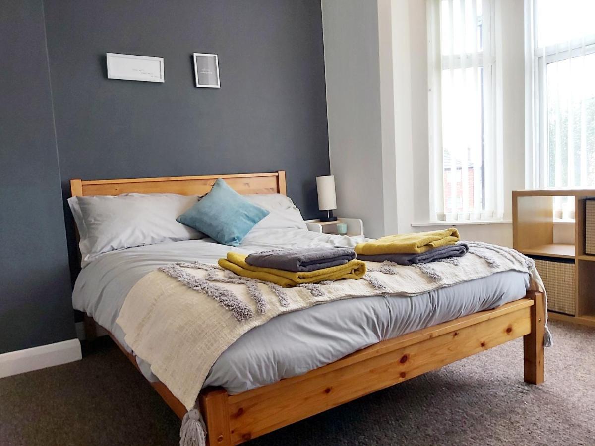 Comfy 4 Bed Home Away From Home Ковентри Экстерьер фото